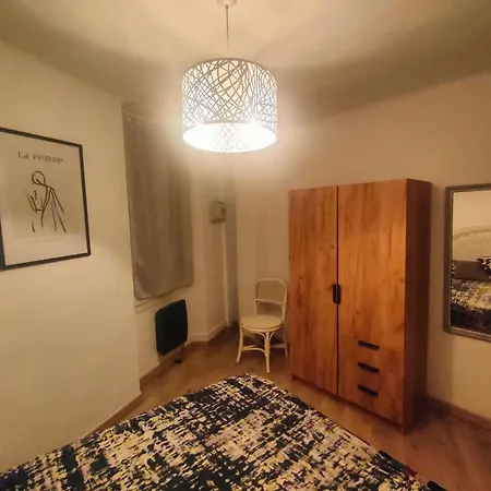 Charming Stone House Retreat, Your Tranquil Haven Apartment *
